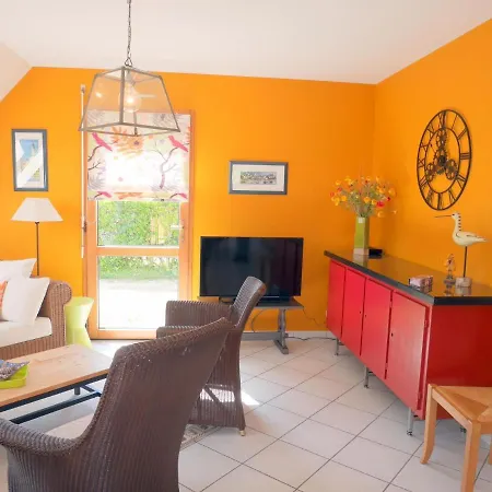 Home, Plouneour Plages Holiday home *
